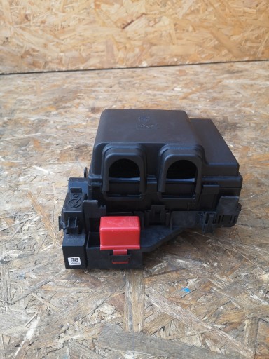 Блок предохранителей ford kuga mk3 nv4t-14d068-eja