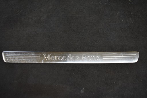 IDEALNA cap moulding threshold MERCEDES W177 1