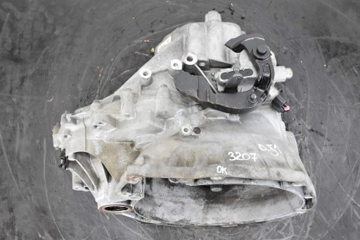 boîte vitesse manuel FORD C-MAX II FOCUS MK3 III 1.6 TDCI AV6R7002KH
