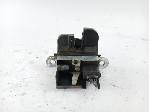 VW GOLF V TOURAN and PASSAT B6 lock bonnet boot