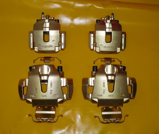 Зажимы левый правый передний задний BMW X5 E70 06-13