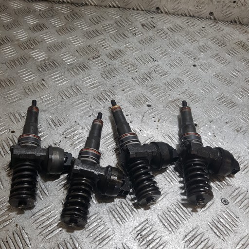 POMPOWTRYSKIWACZE KOMPLET VOLKSWAGEN SHARAN 1 038130073AK 0414720038