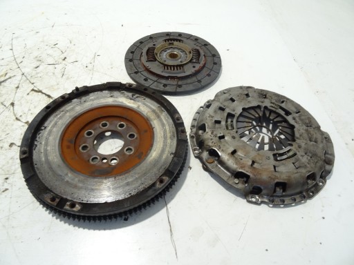 2.0DI - КОМПЛЕКТ СЦЕПЛЕНИЯ FORD TRANSIT 2.0 DI 00-06