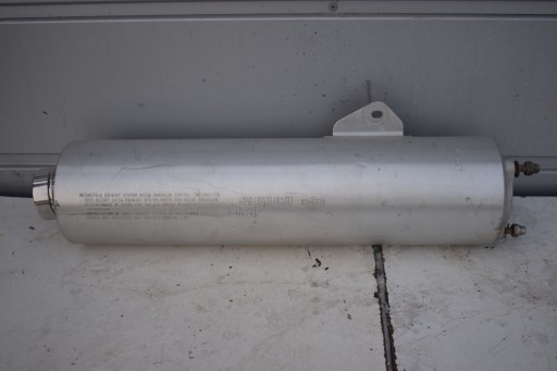 24FO - SUZUKI GSXR 1300 ГЛУШНИК