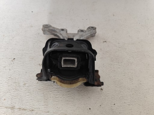 OPEL CROSSLAND X 2018 1.2THP airbag engine mount 9681706580