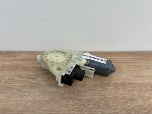 PORSCHE PANAMERA 970 mini motor window regulator door left front K75/NC694