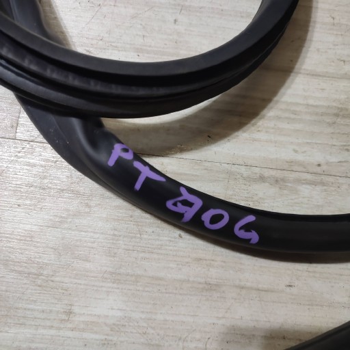 gasket door tylnych rear part side right Dacia Jogger