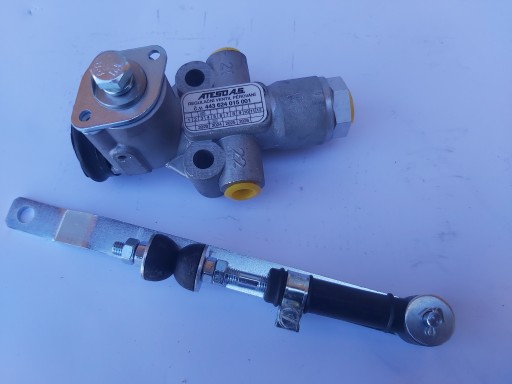 316-350880 - Ліаз клапан регулювання подушки підвіски 12 гвинтів люблін