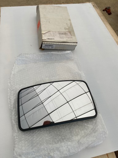 81.63733-6042 - Наружное зеркало L / P 324 x 185 x 15 MAN