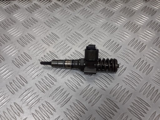 0414720404 - НАСОС-ФОРСУНКА SKODA OCTAVIA 2.0 TDI 036130073G