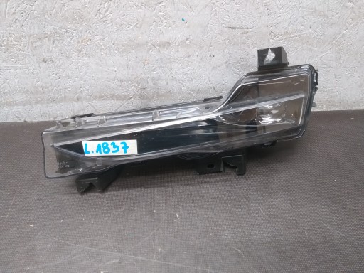 FOG LIGHT LEFT TESLA III 3 Y LIFT LED 1624797-00-A