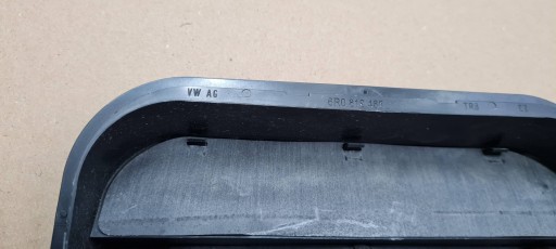 A6 C8 4K grid air conditioning devices WENTYLACYJA boot 6R0819465C A5 8W A3 8Y A4 B9