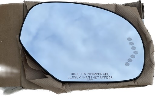 15886196 - Вставка дзеркала праве Cadillac Escalade Platinum, Suburban, Tachoe 2006-14