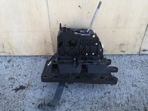 РЫЧАГ ПЕРЕКЛЮЧЕНИЯ ПЕРЕДАЧ LEXUS LS LS460 IV 06-