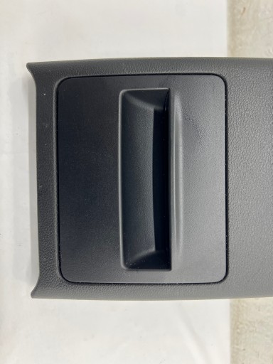 SKODA OCTAVIA III grid air conditioning devices central rear part 5E0863284B 5E0819203A