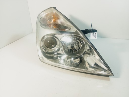 light right front reflektor right front 921024D0 Kia Carnival 3 III 06-15