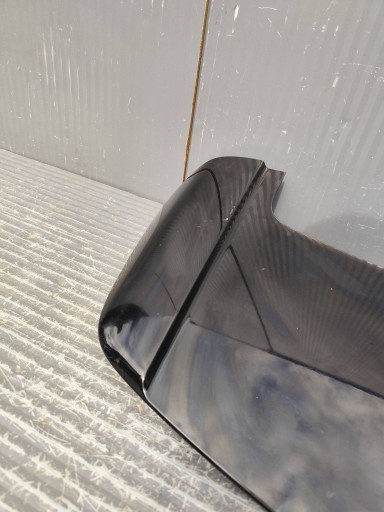 TOYOTA YARIS CROSS spoiler of the rear bonnet 768910D020