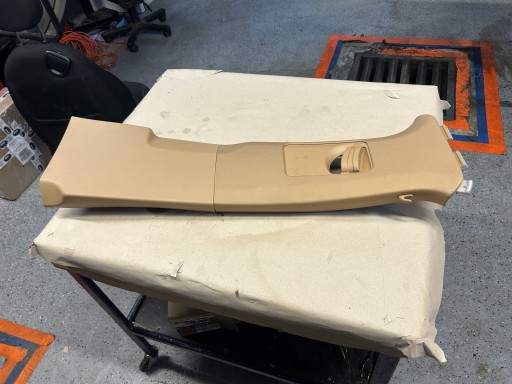 PORSCHE CAYENNE II 7P Blende Abdeckung SLUPKA mitte rechts 7P5867240CB