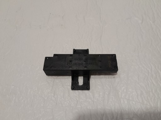 AUDI A4 B9 Sedan LIFT ANTENA Verstärker 4M0907247A