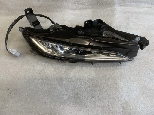 Галоген правий LEXUS RX LIFT 2020 - >