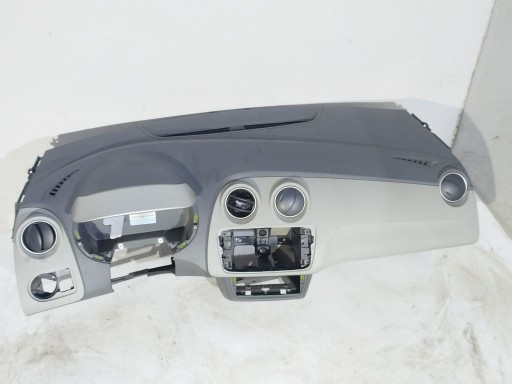 Seat Ibiza 4 IV console dashboard instrument panel 6J1857003