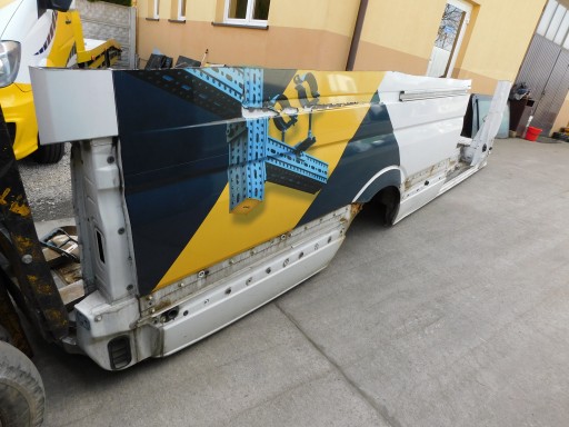 Mercedes Sprinter 906 VW Crafter Max Long Radhaus Längsträger bok Kotflügel rechts pasaze