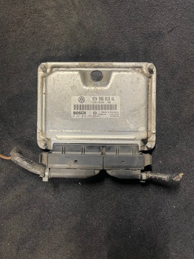 Номер компьютерного контроллера двигателя. 074906018al я выставляю счет.