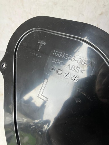 Verschlußstopfen Blende Abdeckung Tür links heck TESLA MODEL S 1064363-00