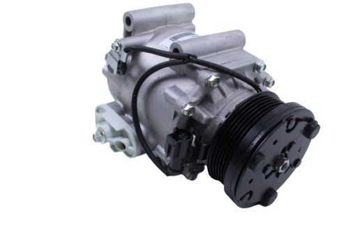 КОНДИЦІОНЕР FORD FUSION FIESTA 699326