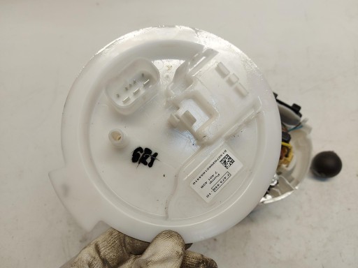BMW G21 G20 Kombi 330e feed pump plywak wskaznik 2.0e 7401428