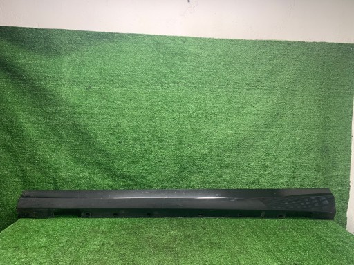 cap moulding threshold left MERCEDES C KLASA W204 LAKIER 040 A2046900340