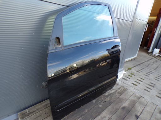 door left front MERCEDES W245 colour 696