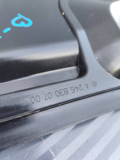 MERCEDES B KLASA W246 torpedo A2468300900 A2468300700