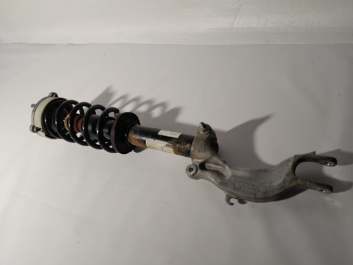 AUDI Q5 II 80A shock absorber right front 80A413031AK 4M0413038