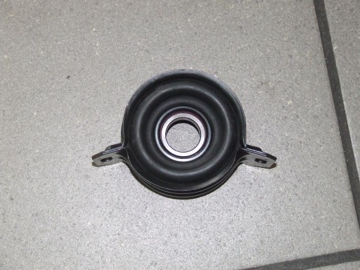 ОПОРА ПОДШИПНИКА ПРИВОДНОГО ВАЛА VOLKSWAGEN LT И TV ДО 1996 ГОДА