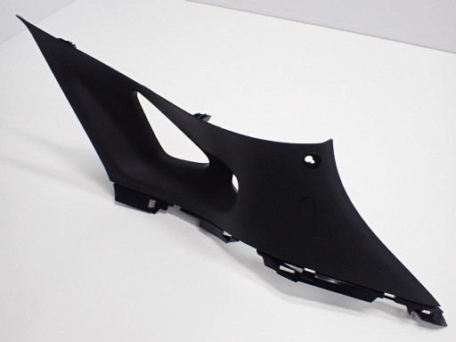 L1TB-A31010-A L1TB-A31010 - ПЛАСТИК КРЫШКА СТОЙКИ ПРАВАЯ ЗАДНЯЯ PUMA II MK2 22R