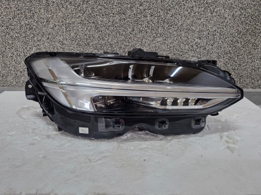 light right Volvo S90 V90 FULL LED Active High Beam 3 Moduly Przedlift