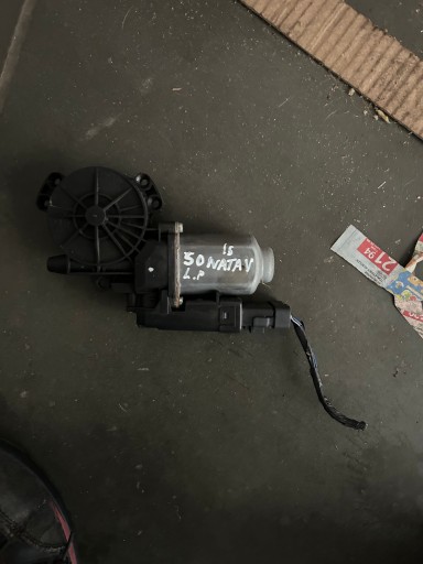 Моторчик вікна лівий передній hyundai sonata v