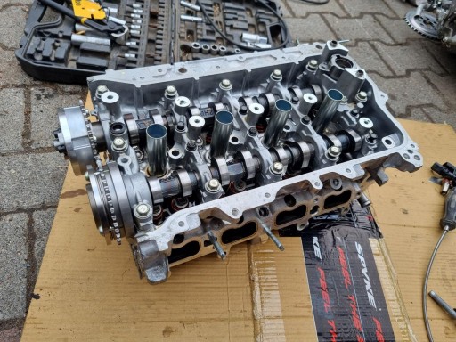 ГОЛОВКА ВАЛА TOYOTA COROLLA E21 2.0 HYBRID M20A