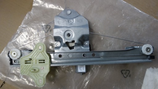 827010501R - Механизм стеклоподъемника левый задний, новый clio iv