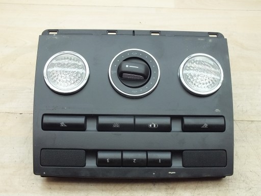 3D0951171A - BENTLEY CONTINENTAL FS ЛАМПА ВНУТРЕННЕЕ ОСВЕЩЕНИЕ