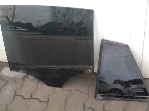 A2927300355 - MERCEDES GLE COUPE W292 Скло заднє ліве