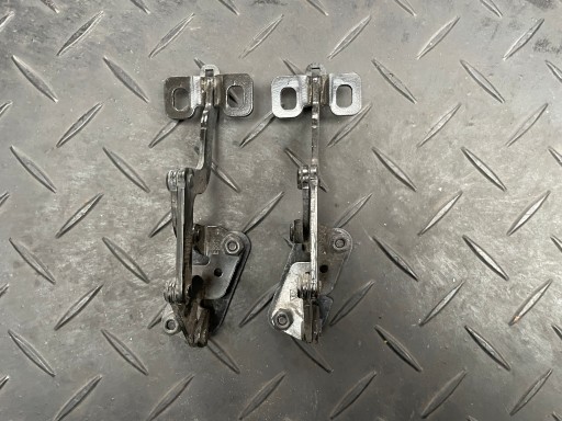 99751225100 - Porsche 911 997 Петлі Спойлера Заслінки Пара