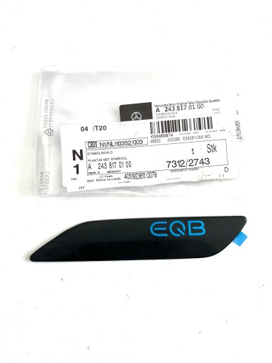 ЭМБЛЕМА КРЫЛА ЛЕВАЯ MERCEDES EQB A2438170100 OE