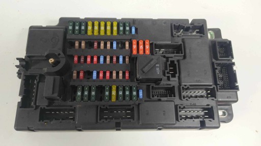 9809589-01 - БЛОК ПРЕДОХРАНИТЕЛЕЙ MINI R60 COUNTRYMAN 9809589