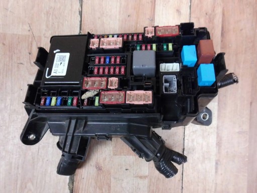 Toyota C-HR 1.8 module compartment of fuses 82641-47050-A