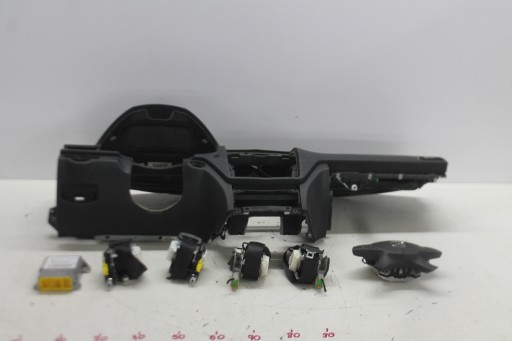 console dashboard instrument panel airbag tension belts MERCEDES C-KLASA W204 06-14