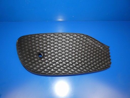 MERCEDES E KLASA W213 grid of a bumper left front