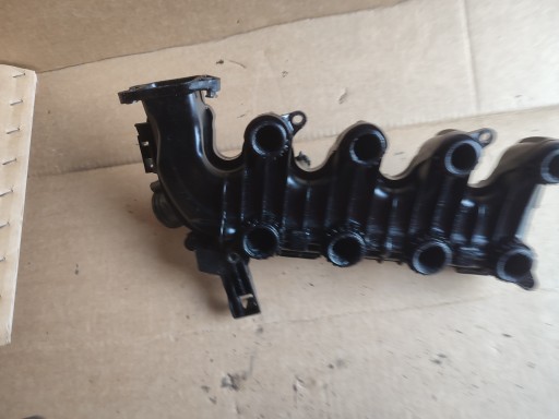 intake manifold PEUGEOT 307 407 1.6 HDI 9653808680