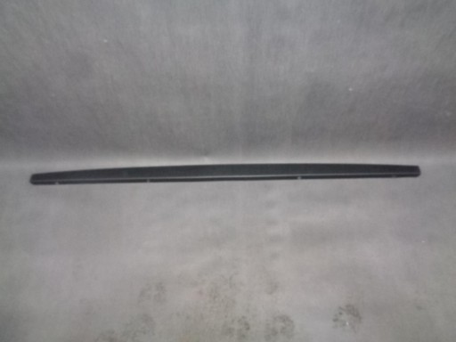 65717-0C051 - TOYOTA TUNDRA 07-НАКЛАДКА БІЧНОЇ КРИШКИ ДВЕРЕЙ ПРАВА ОРИГ